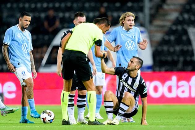 240813 Sebastian Nanasi of Malmö FF reacts during the UEFA Champions League football match between PAOK and Malmö FF on August 13, 2024 in Thessaloniki Photo Mathilda Ahlberg BILDBYRAN kod MA MA0703 fotboll football soccer fotball champions league paok malmö ff bbeng bbauto  Copyright: MATHILDAxAHLBERG BB240813MA042