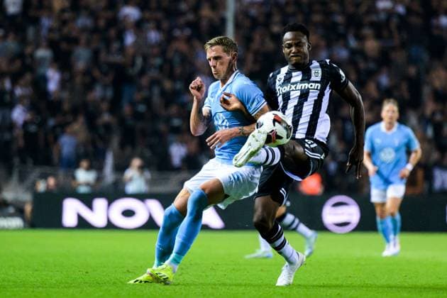 240813 Soren Rieks of Malmö FF and Abdul Rahman Baba of PAOK during the UEFA Champions League football match between PAOK and Malmö FF on August 13, 2024 in Thessaloniki Photo Mathilda Ahlberg BILDBYRAN kod MA MA0703 fotboll football soccer fotball champions league paok malmö ff bbeng  Copyright: MATHILDAxAHLBERG BB240813MA047