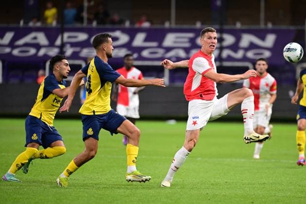 Union s Anouar Ait El Hadj, Union s Charles Vanhoutte and Slavia Prague s Lukas Provod fight for the ball during a soccer game between Belgian Royale Union Saint-Gilloise and Czech SK Slavia Praha, on Tuesday 13 August 2024 in Anderlecht, Brussels, the return leg of the third qualifying round for the UEFA Champions League competition. Praha won the first leg 3-1. LAURIExDIEFFEMBACQ  x98416562x