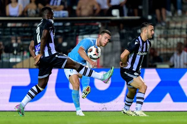 240813 Gabriel Busanello of Malmö FF during the UEFA Champions League football match between PAOK and Malmö FF on August 13, 2024 in Thessaloniki Photo Mathilda Ahlberg BILDBYRAN kod MA MA0703 fotboll football soccer fotball champions league paok malmö ff bbeng  Copyright: MATHILDAxAHLBERG BB240813MA057