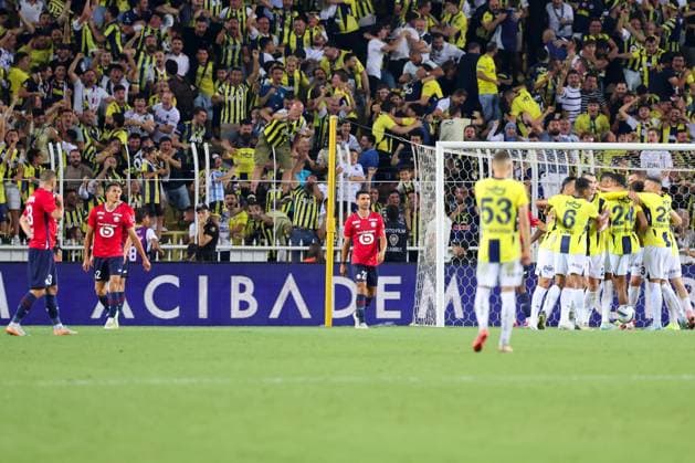 Fenerbahce Lille PHOTOPQR VOIX DU NORD FLORENT MOREAU ; 13 08 2024 ; Istanbul (Turquie), stade Sukru Saracoglu, le 13 08 2024. Troisieme tour preliminaire retour de Ligue des Champions. Fenerbahce affronte le LOSC. PHOTO FLORENT MOREAU LA VOIX DU NORD ISTANBUL France  Copyright: xPHOTOPQR VOIXxDUxNORD MAXPPPxFLORENTxMOREAUx 20240813VDN7722 20240813VDN7722