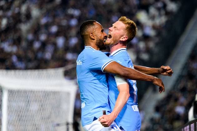 240813 Anders Christiansen of Malmö FF celebrates with Isaac Kiese Thelin after 3 4 during the UEFA Champions League football match between PAOK and Malmö FF on August 13, 2024 in Thessaloniki Photo Mathilda Ahlberg BILDBYRAN kod MA MA0703 fotboll football soccer fotball champions league paok malmö ff bbeng jubel  Copyright: MATHILDAxAHLBERG BB240813MA086