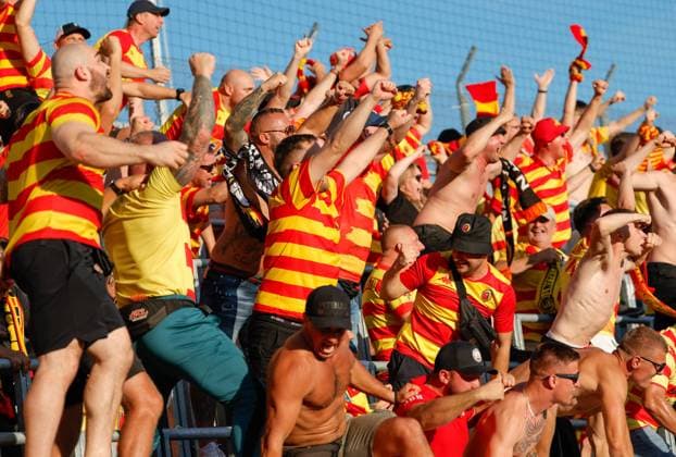 2024.08.13 Bodo Pilka nozna Eliminacje Ligi Mistrzow UEFA Liga Mistrzow 2024 2025 FK Bodo Glimt - Jagiellonia Bialystok N z kibice Jagiellonia Foto Ivar Olsen PressFocus 2024.08.13 Bodo Football UEFA Champions League 2024 2025 FK Bodo Glimt - Jagiellonia Bialystok kibice Jagiellonia Credit: Ivar Olsen PressFocus NEWSPIX.PL --- Newspix.pl  20240813PF_LS_zag_BG0327