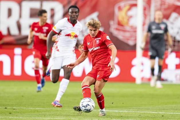 ENSCHEDE, 13-08-2024 , Stadium de Grolsch Veste, football, UEFA Champions League, qualification, season 2024 2025, during the match FC Twente - Salzburg, FC Twente player Sem Steijn Twente - Salzburg  x26029624x Copyright: