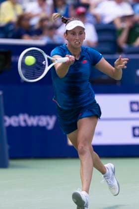August 13, 2024, Mason, Oh, USA: 2024 Cincinnati Open Tennis, 2024 08 13 - Elise Mertens hits a ball against opponent Marta Kostyuk. ZUMAPress Mason USA - ZUMAn24_ 20240813_zaf_n24_048 Copyright: xWallyxNellx