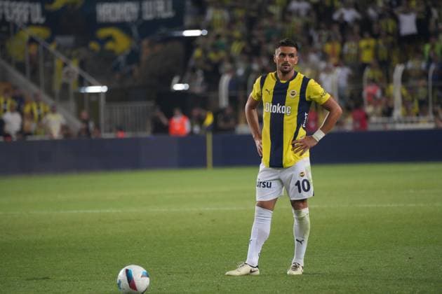 Dusan Tadic of Fenerbahce during the UEFA Champions League Third Qualifying Round: Second Leg match between Fenerbahce and Lille FC at Ulker Stadium iin Istanbul , Turkey on August 13 , 2024. ( Photo by Seskimphoto ) Istanbul Turkey Istanbul Turkey Copyright: xSeskimphotox Fenerbahce-Lille-130824 (246)