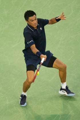 August 13, 2024, Mason, Oh, USA: 2024 Cincinnati Open Tennis, 2024 08 13 - Brandon Nakashima hits a ball against opponent Taylor Fritz. ZUMAPress Mason USA - ZUMAn24_ 20240813_zaf_n24_128 Copyright: xWallyxNellx