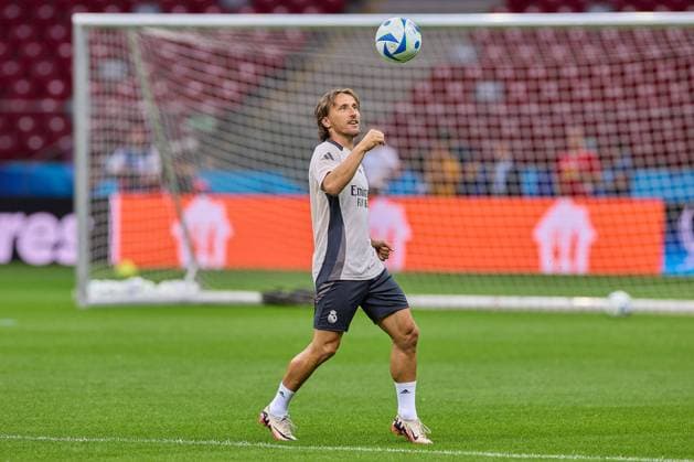 Sport Bilder des Tages August 13, 2024, Warsaw, Poland: Luka Modric of Real Madrid CF seen in action during the training session on the eve of the UEFA Super Cup 2024 match between Real Madrid CF and Atalanta BC at National Stadium. Warsaw Poland - ZUMAs197 20240813_aaa_s197_077 Copyright: xFedericoxTitonex