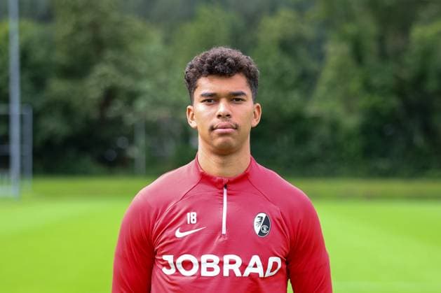 Yann Sturm , Soccer, Regionalliga Suedwest, SC Freiburg II, Team presentation, 04 07 2024, Freiburg Soccer School, Freiburg im Breisgau, Germany Freiburg im Breisgau Freiburg Soccer School Baden Wuerttemberg Germany Copyright: xGrantxHubbsx