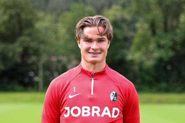 Jaaso Jantunen , Soccer, Regionalliga Suedwest, SC Freiburg II, Team presentation, 04 07 2024, Freiburg Soccer School, Freiburg im Breisgau, Germany Freiburg im Breisgau Freiburg Soccer School Baden Wuerttemberg Germany Copyright: xGrantxHubbsx