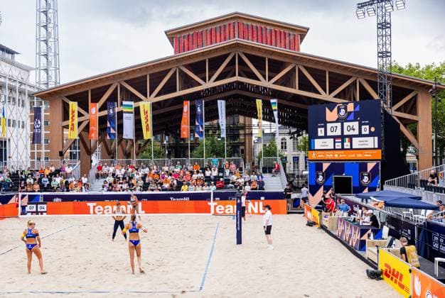 APELDOORN - Katja Stam and RaÃ¯sa Schoon during the group stage of the 2024 European Beach volleyball, Beachvolleyball Championship. The European title will be contested in three Dutch cities. ANP IRIS VAN DEN BROEK xVIxANPxSportx xxANPxIVx 505973914 originalFilename: 505973914.jpg