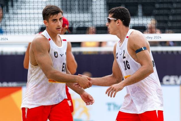 2024-08-14 CEV Beach volleyball, Beachvolleyball European Championships - Day 2 THE HAGUE, NETHERLANDS - AUGUST 14: Javier Bello of England and Joaquin Bello of England during Day 2 of the CEV Beach Volleyball European Championships at The Hague Beach Stadium on August 14, 2024 in The Hague, Netherlands. (Photo by Joris Verwijst BSR Agency) The Hague Netherlands Content not available for redistribution in The Netherlands directly or indirectly through any third parties. Copyright: xBSRxAgencyx
