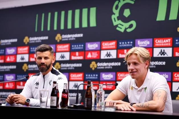 Cercle Brugge v Molde - UEFA Europa League - media activities BRUGGE, BELGIUM - AUGUST 14 : Muslic Miron head coach of Cercle Brugge and Daland Jesper defender of Cercle Brugge pictured during a press conference, PK, Pressekonferenz prior the UEFA Europa League third qualifying round 2nd leg match between Cercle Brugge and Molde on August 14, 2024 in Brugge, Belgium, 14 08 2024 Brugge Belgium  Copyright: xJanxDexMeuleneirx