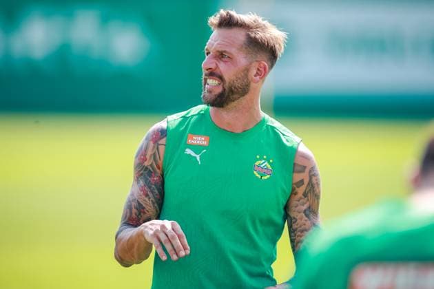 SOCCER - UEFA EL, Rapid vs Trabzonspor VIENNA,AUSTRIA,14.AUG.24 - SOCCER - UEFA Europa League, qualification, SK Rapid Wien vs Trabzonspor Kuluebue, preview, training Rapid. Image shows Guido Burgstaller (Rapid).  GEPAxpictures xManuelxBinder