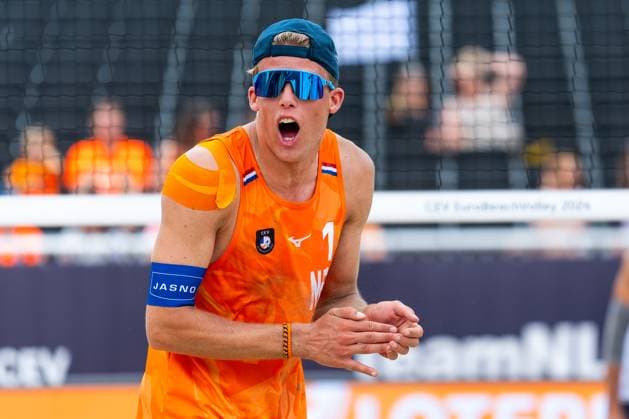 2024-08-14 CEV Beach volleyball, Beachvolleyball European Championships - Day 2 THE HAGUE, NETHERLANDS - AUGUST 14: Mees Sengers of the Netherlands during Day 2 of the CEV Beach Volleyball European Championships at The Hague Beach Stadium on August 14, 2024 in The Hague, Netherlands. (Photo by Joris Verwijst BSR Agency) The Hague Netherlands Content not available for redistribution in The Netherlands directly or indirectly through any third parties. Copyright: xBSRxAgencyx