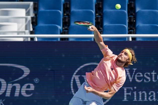 August 14, 2024, Mason, Ohio, USA: Stefanos Tsitsipas (GRE) serves to Jan-Lennard Struff (not pictured) during the first round of the 2024 Cincinnati Open at Lindner Family Tennis Center. Mason USA - ZUMAw109 20240814_fap_w109_002 Copyright: xDebbyxWongx