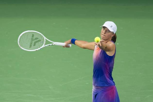 August 14, 2024, Mason, Oh, USA: 2024 Cincinnati Open Tennis, 2024 08 14 - Varvara Gracheva hits a ball against opponent Iga Swiatek. ZUMAPress Mason USA - ZUMAn24_ 20240814_zaf_n24_177 Copyright: xWallyxNellx