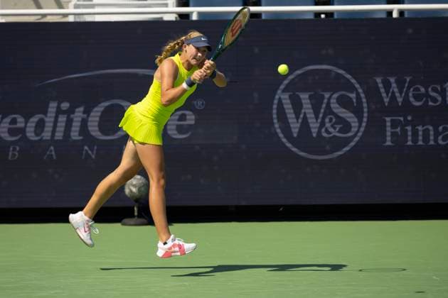 August 14, 2024, Mason, Oh, USA: 2024 Cincinnati Open Tennis, 2024 08 14 - Mirra Andreeva hits a ball against opponent Emma Navarro. ZUMAPress Mason USA - ZUMAn24_ 20240814_zaf_n24_029 Copyright: xWallyxNellx
