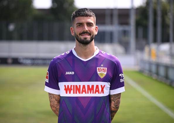 FOOTBALL 1 BUNDESLIGA 13 08 2024 Portraettermin 2024 2025 at VfB Stuttgart on the training ground Goalkeeper Fabian Bredlow VfB Stuttgart