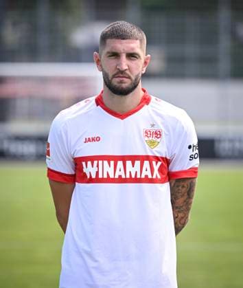 FOOTBALL 1 BUNDESLIGA 13 08 2024 Portraettermin 2024 2025 at VfB Stuttgart on the training ground Jeff Chabot VfB Stuttgart
