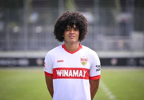 FOOTBALL 1 BUNDESLIGA 13 08 2024 Portraettermin 2024 2025 at VfB Stuttgart on the training ground Anrie Chase VfB Stuttgart
