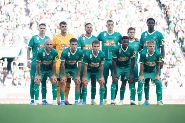 Team Rapid Wien during UEFA Europa league Quali match, SK Rapid Wien - Trabzonspor, 15. august 2024 Copyright: xMICHALxFAJT,ZOSPORTU.SKx FAJ_4571