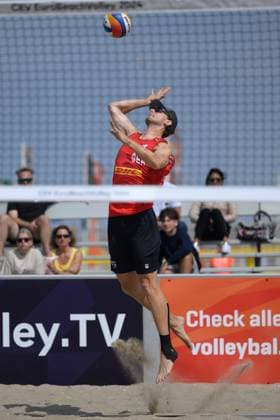 European Championships Beach Volleyball, 15 08 2024, The Hague Paul Henning European Championships Beach Volleyball, The Hague on 15 08 2024 Copyright: xBEAUTIFULxSPORTS PeterxWeberx