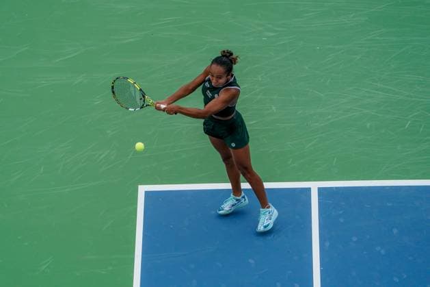 Cincinnati Open: Second Round Matches Leylah Fernandez is being seen during her second-round match at the Cincinnati Open tennis tournament in Mason, Ohio, on August 15, 2024. Mason Ohio United States  Copyright: xJasonxWhitmanx originalFilename:whitman-cincinna240815_np8bG.jpg