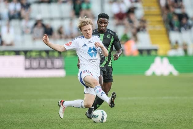 Molde s Mats Moller Daehli and Cercle s Kader Abdoul Ouattara fight for the ball during the match Belgian soccer team Cercle Brugge KSV versus Norwegian Molde FK, the return match in the third qualifying round for the UEFA Europa League competition, Thursday 15 August 2024 in Brugge. Molde won the first leg 3-0. BRUNOxFAHY  x98492338x