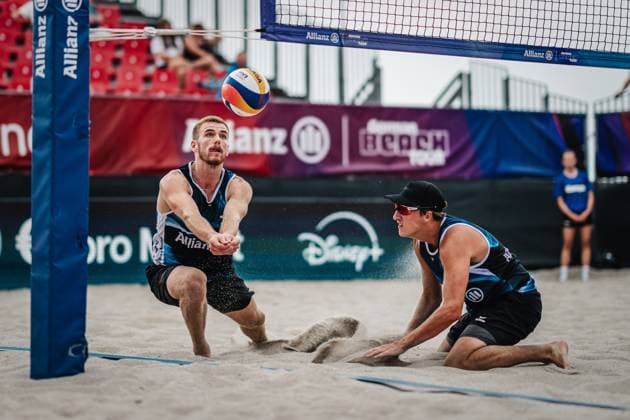 Beach volleyball men Allianz German Beach Tour 2024 Tourstop Kühlungsborn 2 15 08 2024 f l Luis Henrichs and Yannik Ahr Kühlungsborn beach at the pier Mecklenburg Western Pomerania Germany