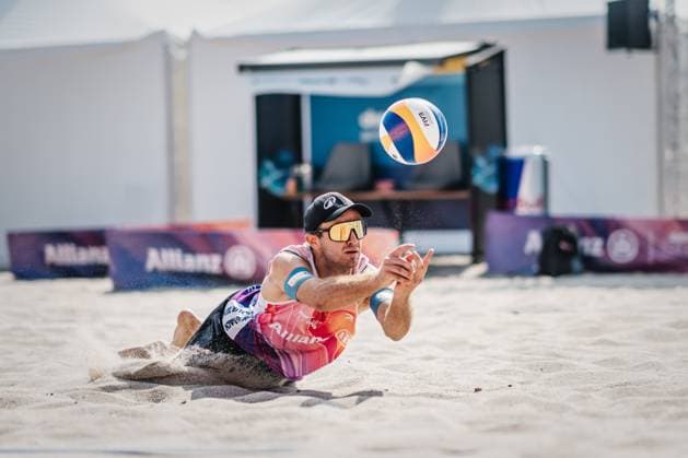 Beach volleyball men Allianz German Beach Tour 2024 Tourstop Kühlungsborn 2 15 08 2024 Tilo Rietschel jumps to the ball Kühlungsborn beach at the pier Mecklenburg Western Pomerania Germany