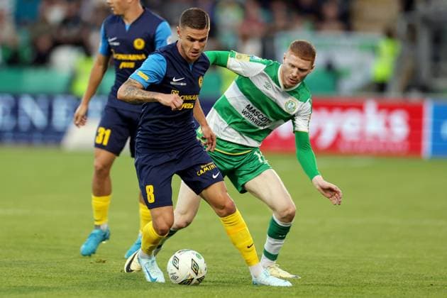 UEFA Europa League Third Qualifying Round Second Leg, Tallaght Stadium, Dublin 15 8 2024 Shamrock Rovers vs Celje Celje s Luka BobiÄanec and Darragh Nugent of the Shamrock Rovers Luka BobiÄanec and Darragh Nugent 15 8 2024  Copyright: x INPHO LaszloxGeczox LG_000673