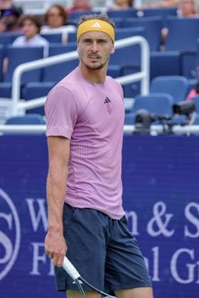 August 15, 2024, Mason, Ohio, U.S: Alexander Zverev (GER) reacts to a call during ThursdayÃ¢â‚¬â ¢s round of the Cincinnati Open at the Lindner Family Tennis Center , Mason, Oh. Mason USA - ZUMAs304 20240815_zaf_s304_016 Copyright: xScottxStuartx