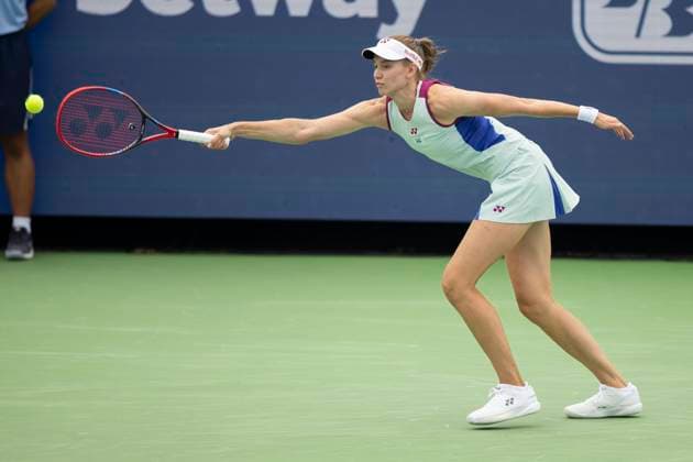 August 15, 2024, Mason, Oh, USA: 2024 Cincinnati Open Tennis, 2024 08 15 - Elena Rybakina hits a ball against opponent Leyla Fernandez. ZUMAPress Mason USA - ZUMAn24_ 20240815_zaf_n24_059 Copyright: xWallyxNellx