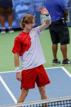 August 15, 2024, Mason, Ohio, U.S: Andrey Rublev (RUS) waves to the crowd after winning his match at ThursdayÃ¢â‚¬â ¢s round of the Cincinnati Open at the Lindner Family Tennis Center , Mason, Oh. Mason U.S - ZUMAs304 20240815_zaf_s304_146 Copyright: xScottxStuartx