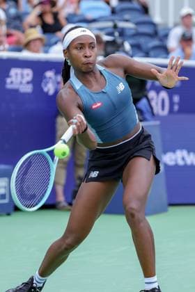 August 15, 2024, Mason, Ohio, U.S: Coco Gauff (USA) hits a forehand shot during ThursdayÃ¢â‚¬â ¢s round of the Cincinnati Open at the Lindner Family Tennis Center , Mason, Oh. Mason U.S - ZUMAs304 20240815_zaf_s304_200 Copyright: xScottxStuartx