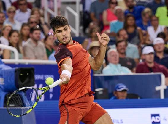 CINCINNATI, OH - AUGUST 15: Carlos Alcaraz of Spain hits a forehand in his match against Gael Monfils of France during the second round of the Cincinnati Open at the Lindner Family Tennis Center on August 15, 2024 in Mason, OH. (Photo by Shelley Lipton Icon Sportswire) TENNIS: AUG 15 Western & Southern Open EDITORIAL USE ONLY Icon2408157624