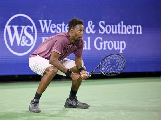 CINCINNATI, OH - AUGUST 15: Gael Monfils of France prepares to receive a serve in his match against Carlos Alcaraz of Spain during the second round of the Cincinnati Open at the Lindner Family Tennis Center on August 15, 2024 in Mason, OH. (Photo by Shelley Lipton Icon Sportswire) TENNIS: AUG 15 Western & Southern Open EDITORIAL USE ONLY Icon2408158519