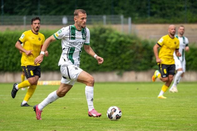 03 08 2024, Soccer Regionalliga West, Season 2024 2025, 02 Matchday, Borussia Moenchengladbach U23 SV Eintracht Hohkeppel at Grenzlandstadion in Moenchengladbach Kushtrim Asallari Borussia Moenchengladbach U23, 10 sprinting with the ball Photo Kirchner Media TH Copyright: xKirchner-Media THx