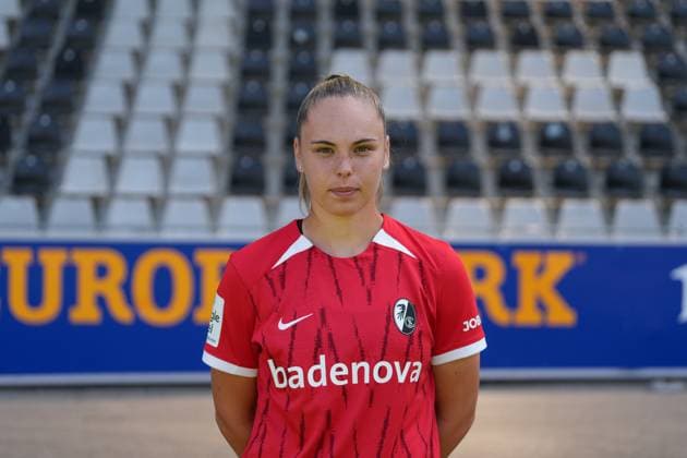 Alina Axtmann SC Freiburg, 03 Media Day in the 2024 2025 season with SC Freiburg Women Copyright: xArnexAmbergx