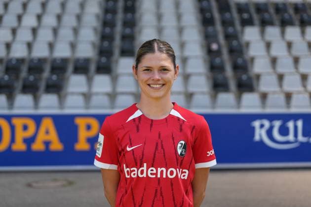 Eileen Campbell SC Freiburg, 10 Media Day in the 2024 2025 season with SC Freiburg Women Copyright: xArnexAmbergx