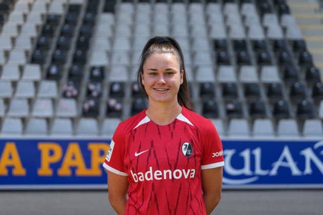 Svenja Foelmli SC Freiburg, 17 Media Day in the 2024 2025 season with SC Freiburg Women Copyright: xArnexAmbergx