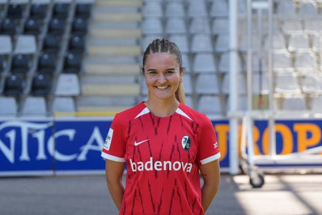 Noreen Guennewig SC Freiburg, 22 Media Day in the 2024 2025 season with SC Freiburg Women Copyright: xArnexAmbergx