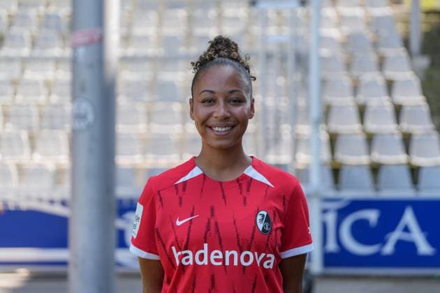 Nicole Ojukwu SC Freiburg, 27 Media Day in the 2024 2025 season with SC Freiburg Women Copyright: xArnexAmbergx