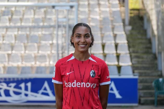 Cora Zicai SC Freiburg, 28 Media Day in the 2024 2025 season with SC Freiburg Women Copyright: xArnexAmbergx