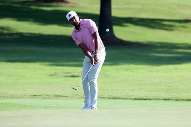 MEMPHIS, TN - AUGUST 16: Tony Finau (USA) during the second round of the 2024 FedEx St. Jude Championship on August 16, 2024 at TPC Southwind in Memphis, Tennessee. (Photo by Michael Wade Icon Sportswire) GOLF: AUG 16 PGA, Golf Herren FedExCup Playoffs - FedEx St. Jude Championship EDITORIAL USE ONLY Icon08162417