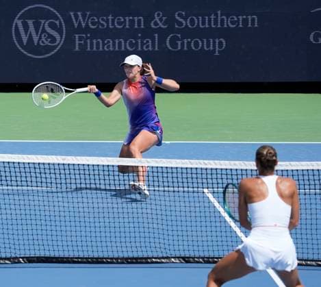 August 16, 2024: Iga Swiatek (POL) defeated Marta Kostyuk (UKR ) 6-2, 6-2, at the Cincinnati Open being played at Lindner Family Tennis Center in Mason, Ohio. Tennisclix CSM Mason USA - ZUMAc04_ 20240816_zma_c04_020 Copyright: xLesliexBillmanx