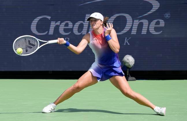 August 16, 2024: Iga Swiatek (POL) defeated Marta Kostyuk (UKR ) 6-2, 6-2, at the Cincinnati Open being played at Lindner Family Tennis Center in Mason, Ohio. Tennisclix CSM Mason USA - ZUMAc04_ 20240816_zma_c04_022 Copyright: xLesliexBillmanx