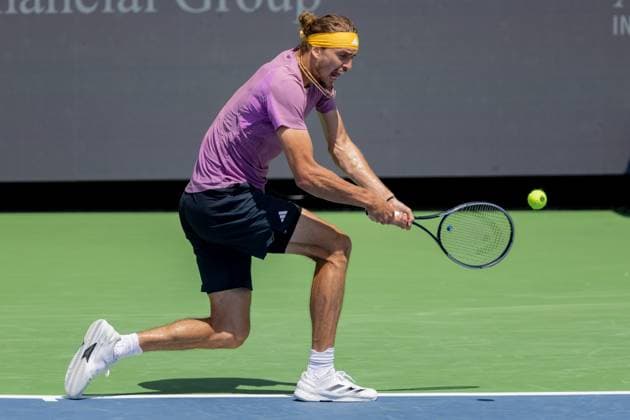 August 16, 2024, Mason, Ohio, U.S: Alexander Zverev (GER) hits a two-handed backhand during FridayÃ¢â‚¬â ¢s Round of Sixteen at the Cincinnati Open at the Lindner Family Tennis Center , Mason, Oh. Mason U.S - ZUMAs304 20240816_zaf_s304_066 Copyright: xScottxStuartx