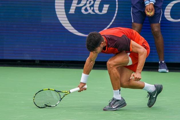 August 16, 2024, Mason, Ohio, USA: Carlos Alcaraz (ESP) reacts after a missed shot against Gael Monfils (FRA) (not pictured) during the mens singles round of the 2024 Cincinnati Open at Lindner Family Tennis Center. Mason USA - ZUMAw109 20240816_fap_w109_005 Copyright: xDebbyxWongx
